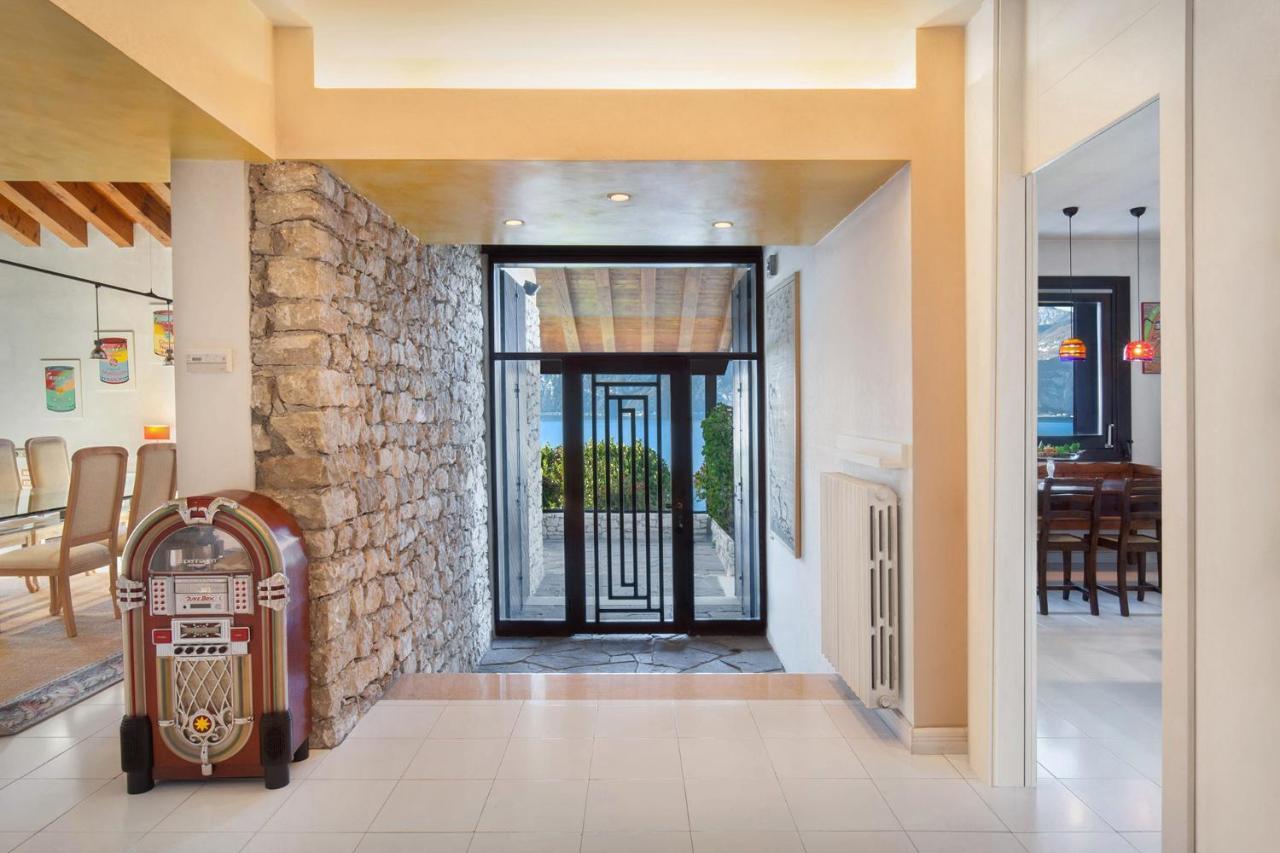 Villa Dismero-Un Oasi Di Lusso E Privacy Brenzone sul Garda Exterior photo