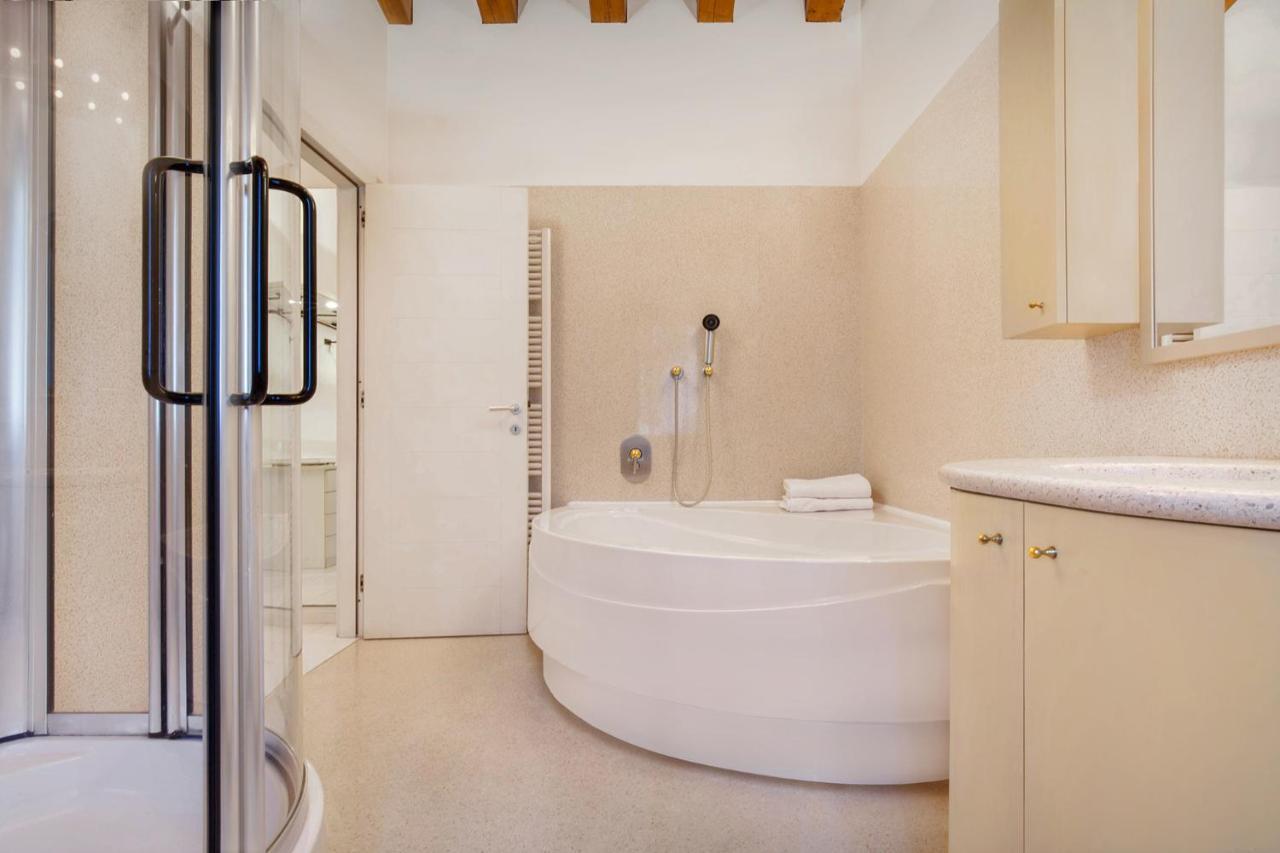 Villa Dismero-Un Oasi Di Lusso E Privacy Brenzone sul Garda Exterior photo